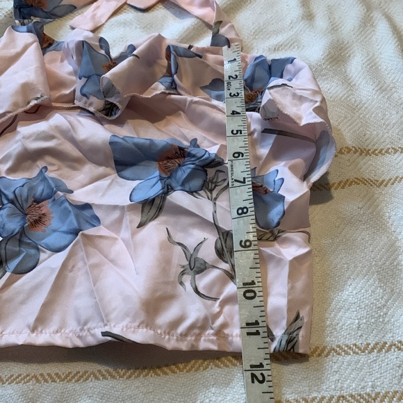 Alredine Baileys Blossom Floral Halter Ruffle Crop Top Size Large - Picture 9 of 9